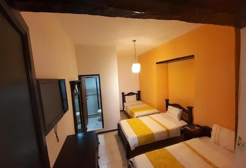 标准三人间, Y Restaurante Colonial Popayan