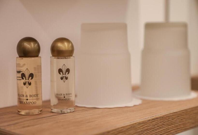 스탠다드 트리플 룸, Pension Strobl