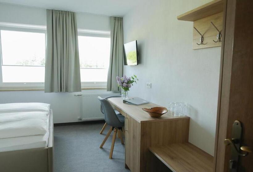 스탠다드 룸, Pension Strobl