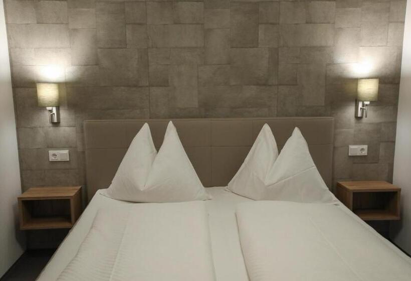 스탠다드 룸, Pension Strobl