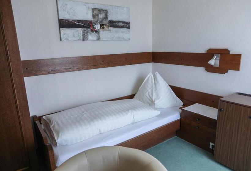 발코니 스탠다드 싱글 룸, Pension Strobl