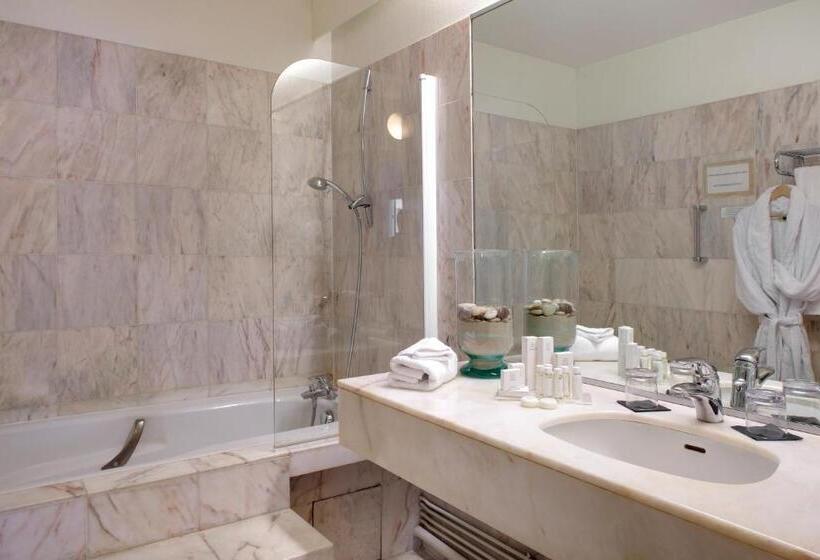 Президентский Люкс, Alliance Lille  Couvent Des Minimes