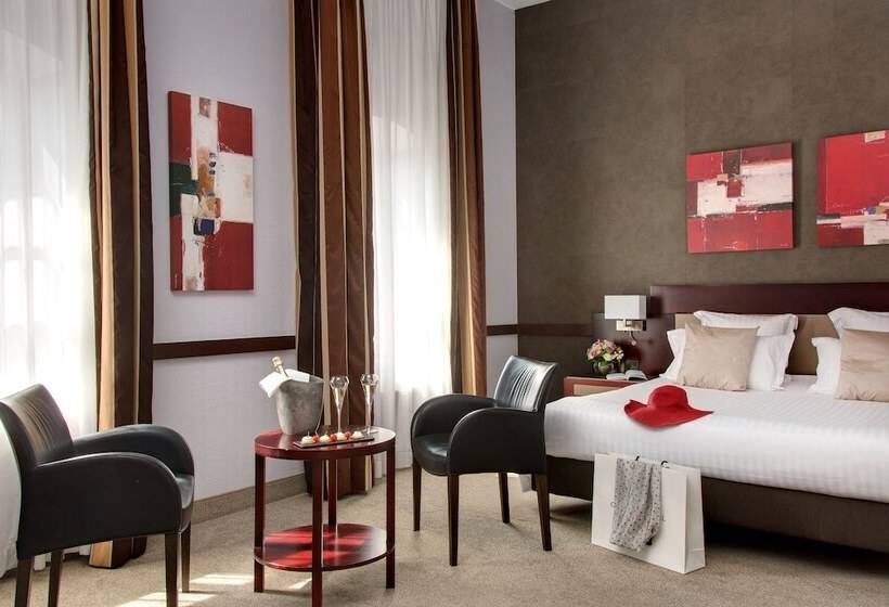 Люкс Комфорт, Alliance Lille  Couvent Des Minimes