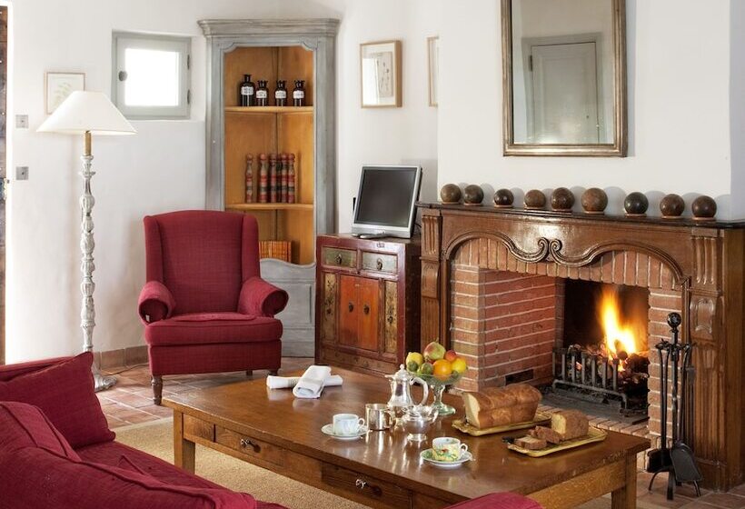 Люкс Повышенной Комфортности, Auberge Ostapé