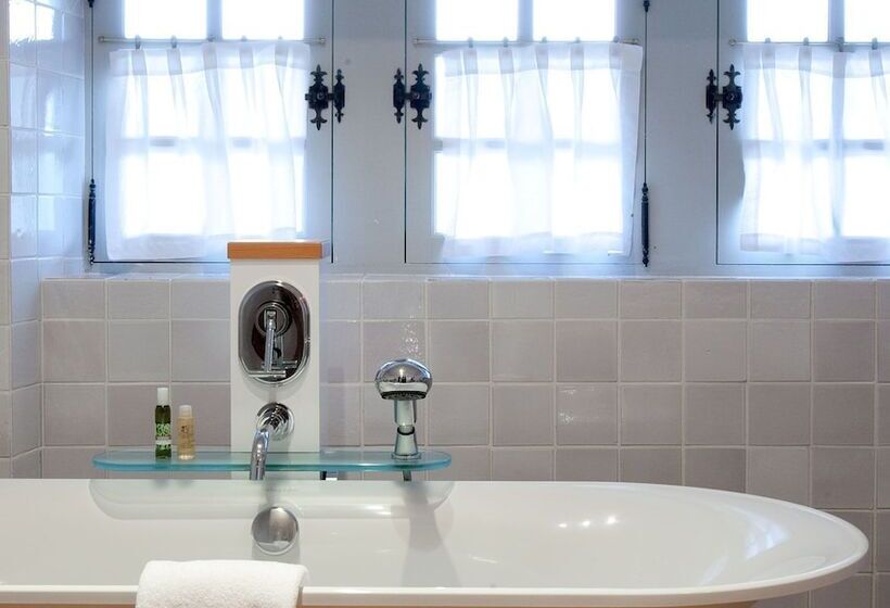 プレステージスイート, Auberge Ostapé