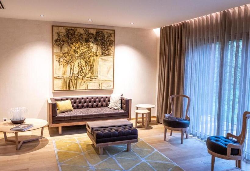 Полулюкс, Auberge Saint Walfrid Hôtel Restaurant & Spa