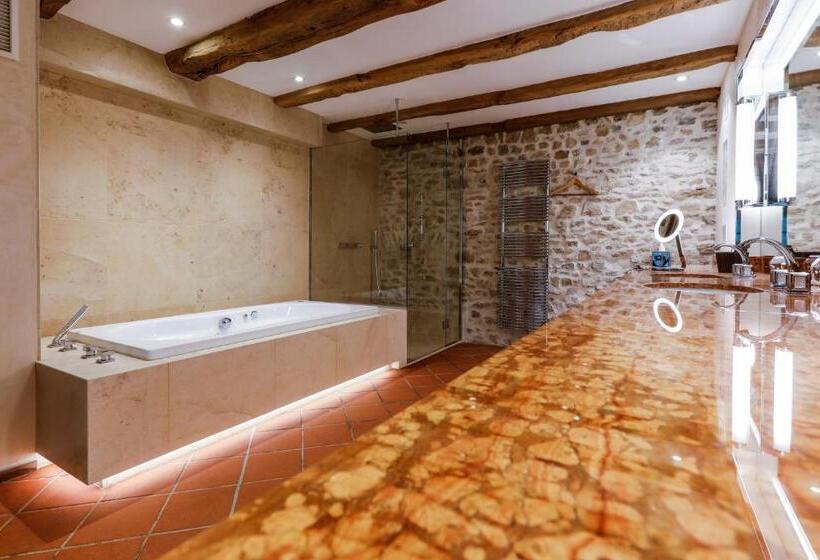 スイート, Auberge Saint Walfrid Hôtel Restaurant & Spa