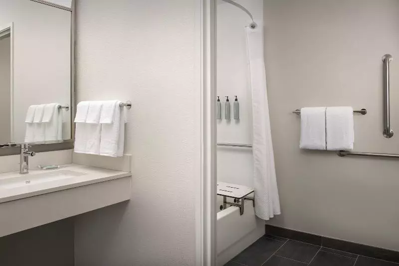 スタンダードルーム, Courtyard By Marriott Dayton Beavercreek