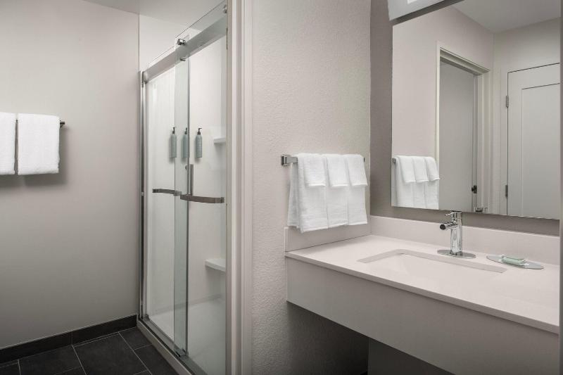 Стандартный Номер Кровать Кинг, Courtyard By Marriott Dayton Beavercreek