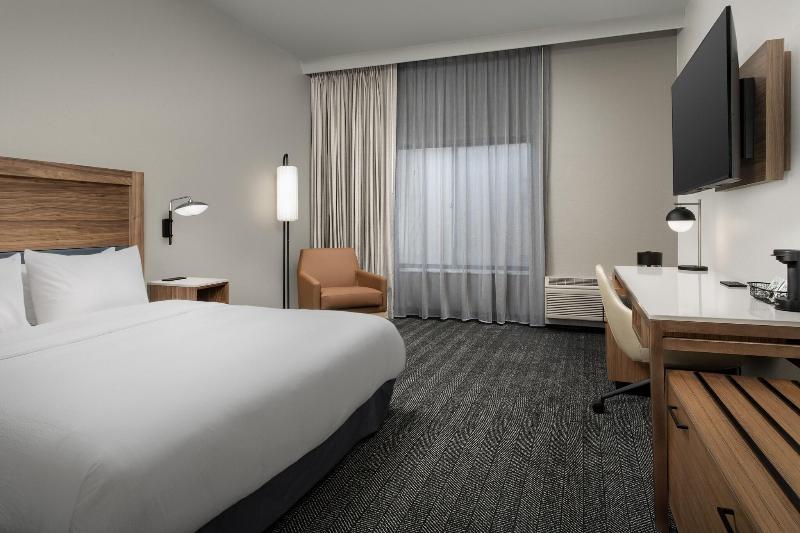 غرفة قياسية سرير كينج, Courtyard By Marriott Dayton Beavercreek