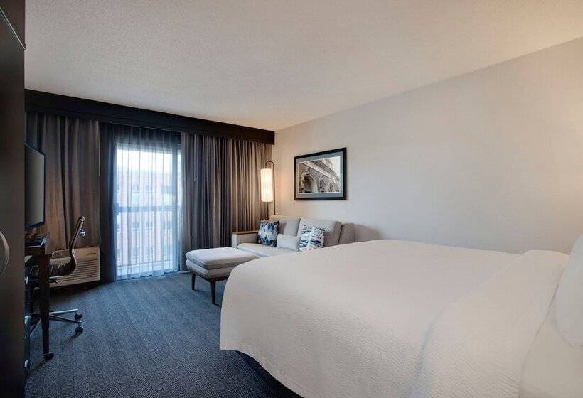 발코니 디럭스 룸, Courtyard Worcester