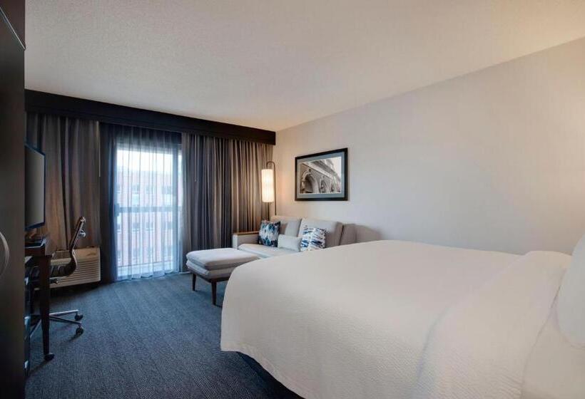 스탠다드 발코니 룸, Courtyard Worcester