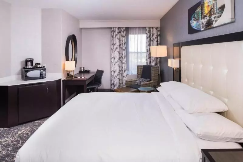 استودیو استاندارد با تخت کینگ, Doubletree By Hilton Utica