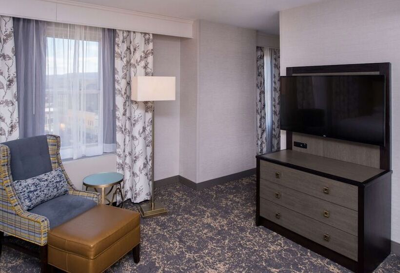 غرفه قياسيه سريرين مزدوجين, Doubletree By Hilton Utica