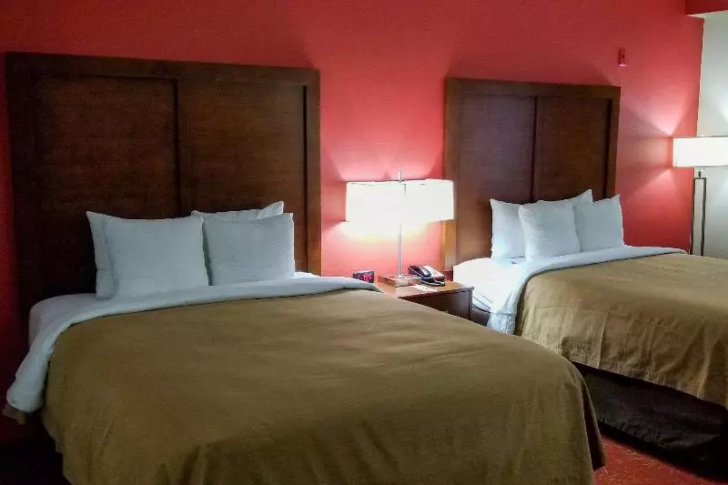 キングサイズベッドのスタンダードルーム, Econo Lodge Inn & Suites East Houston I10