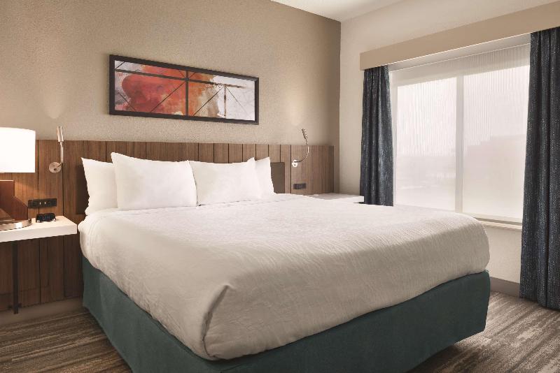 Standardrum King Size Säng, Hilton Garden Inn Fort Wayne