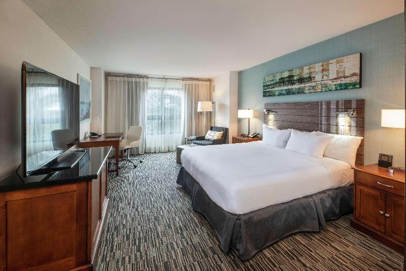 Номер Deluxe Кровать Кинг, Hilton San Diego Gaslamp Quarter