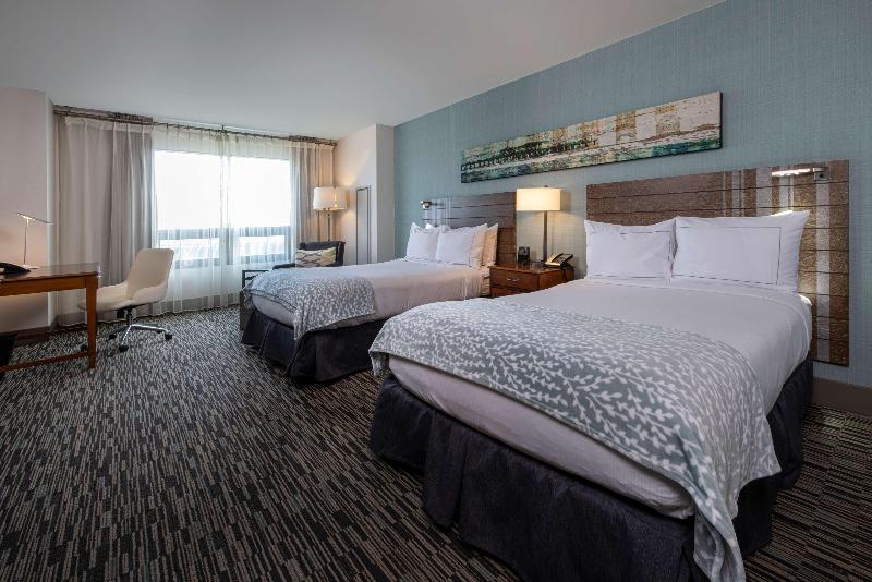 Номер Deluxe, Hilton San Diego Gaslamp Quarter