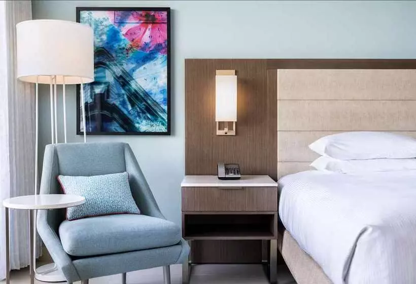 اتاق استاندارد با تخت بزرگ, Hilton San Diego Gaslamp Quarter
