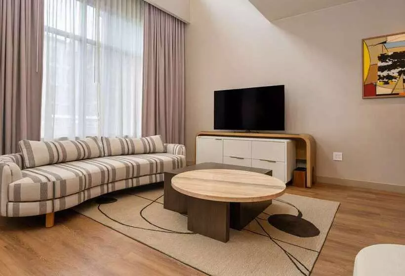 سوییت, Hilton San Diego Gaslamp Quarter