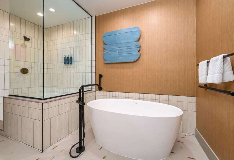 Люкс, Hilton San Diego Gaslamp Quarter