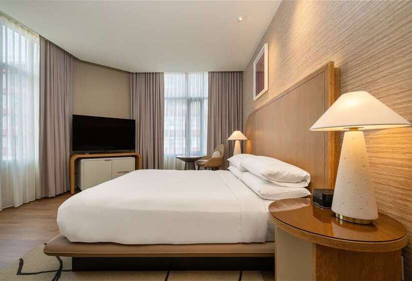 Quarto Estandar Cama King, Hilton San Diego Gaslamp Quarter