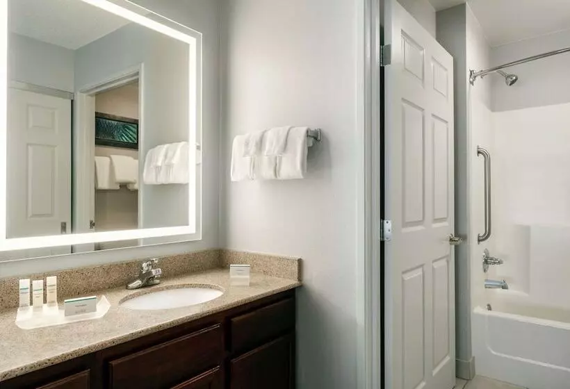 سوییت, Homewood Suites Erie