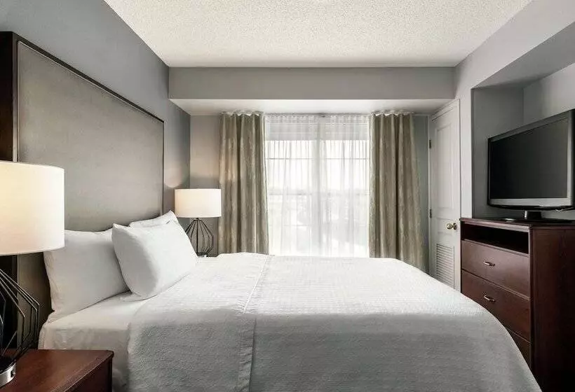 سوئیت برای معلولان, Homewood Suites Erie