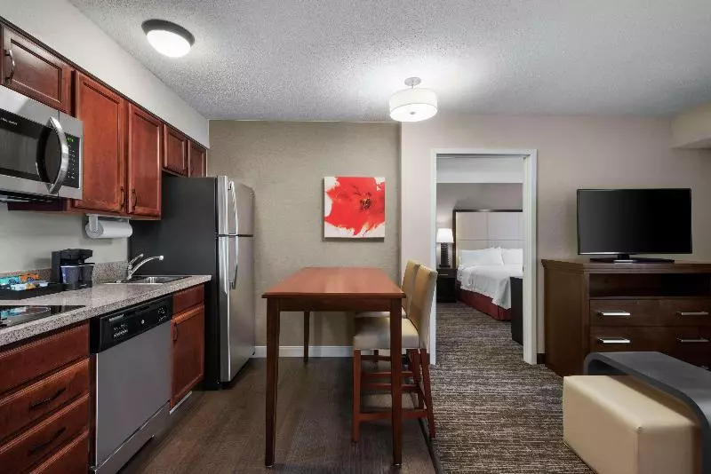 キングサイズベッドのスイートルーム, Homewood Suites Rochester Henrietta