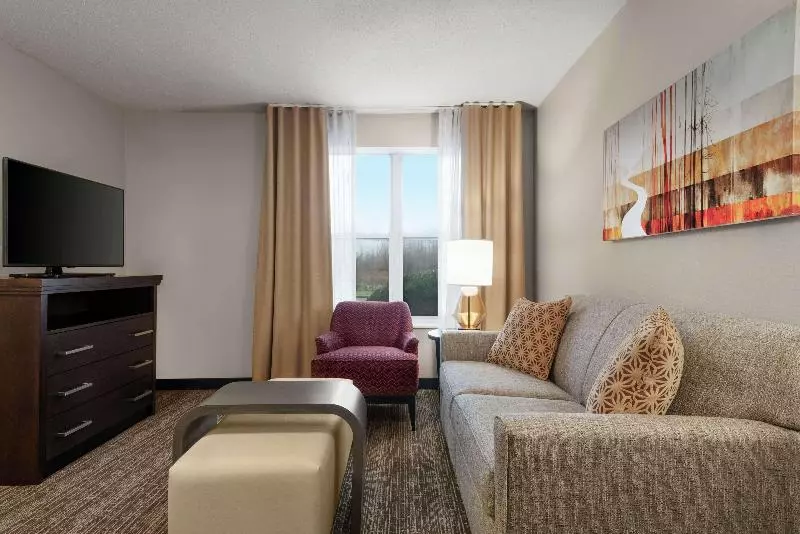 キングサイズベッドのスイートルーム, Homewood Suites Rochester Henrietta