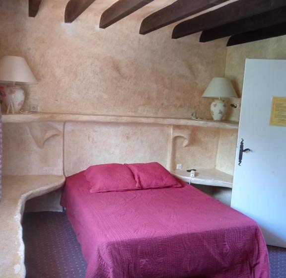 חדר סטנדרט יחיד, Hôtel Le Mas Fleuri