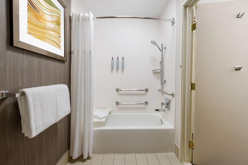 스탠다드 룸 킹사이즈 침대, Knights Inn Liberty