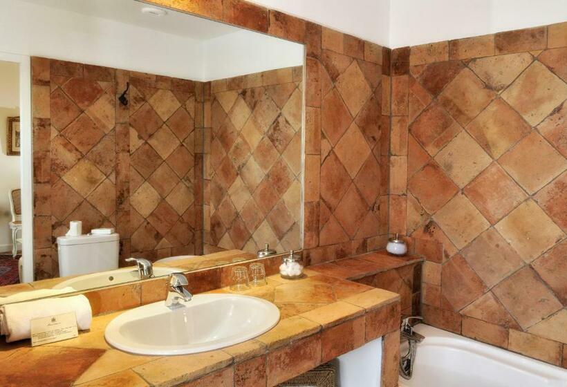 غرفة قياسية, Le Clair De La Plume   Teritoria