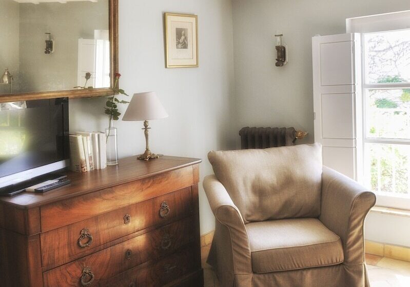 جناح, Le Clair De La Plume   Teritoria