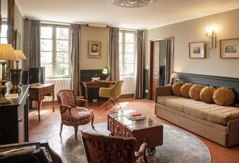 جناح, Le Clair De La Plume   Teritoria