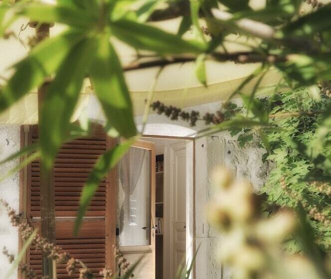 غرفة قياسية, Le Clair De La Plume   Teritoria