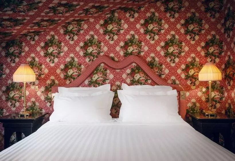 スーペリアールーム, Maison Athenee