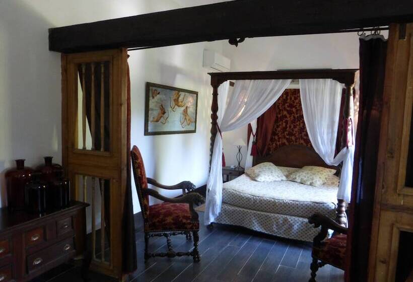 غرفة ديلوكس, Mas De La Chapelle