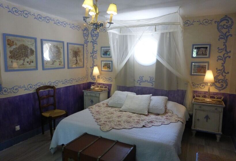 غرفة سوبيريور, Mas De La Chapelle