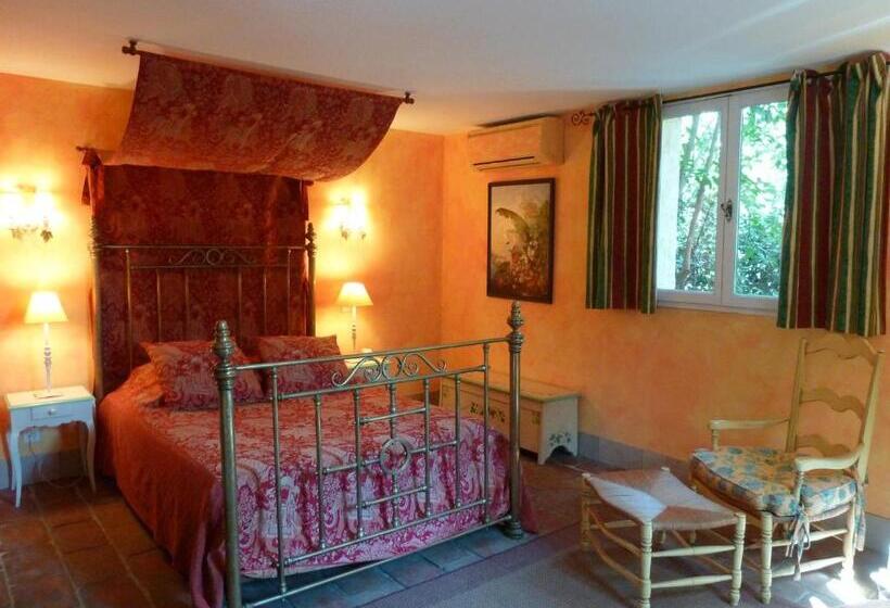 غرفة كومفورت فردية, Mas De La Chapelle