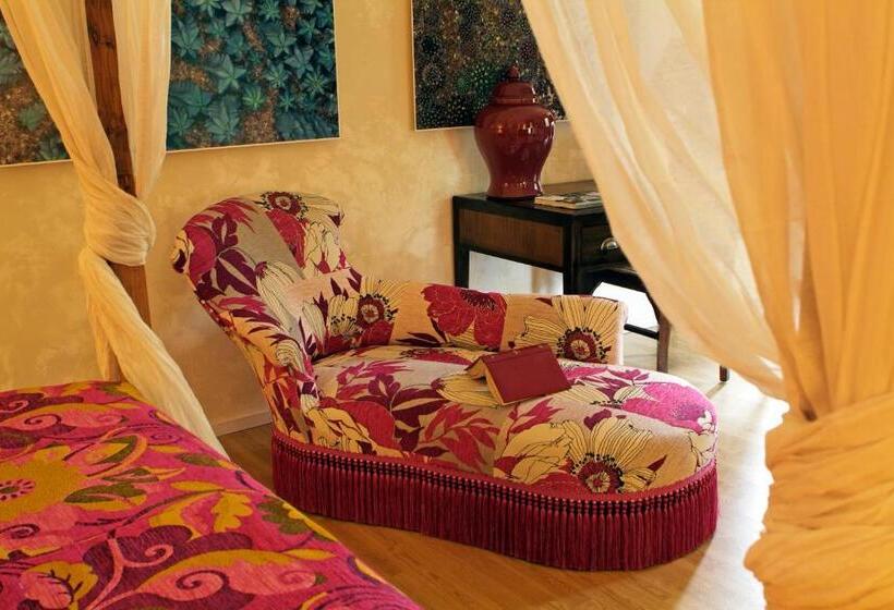 غرفة سوبيريور ثلاثية, Mas De La Chapelle