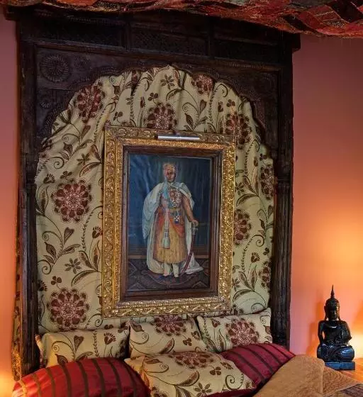 اتاق پرمیوم, Mas De La Chapelle