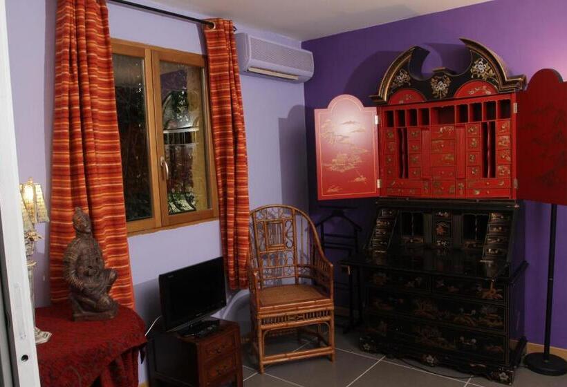 غرفة ديلوكس, Mas De La Chapelle