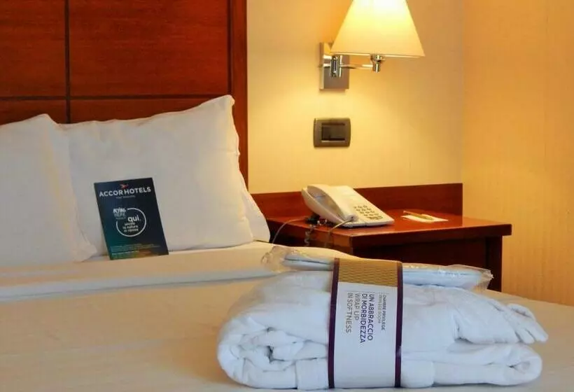 اتاق پرستیژ, Mercure Leonardo Da Vinci Rome Airport