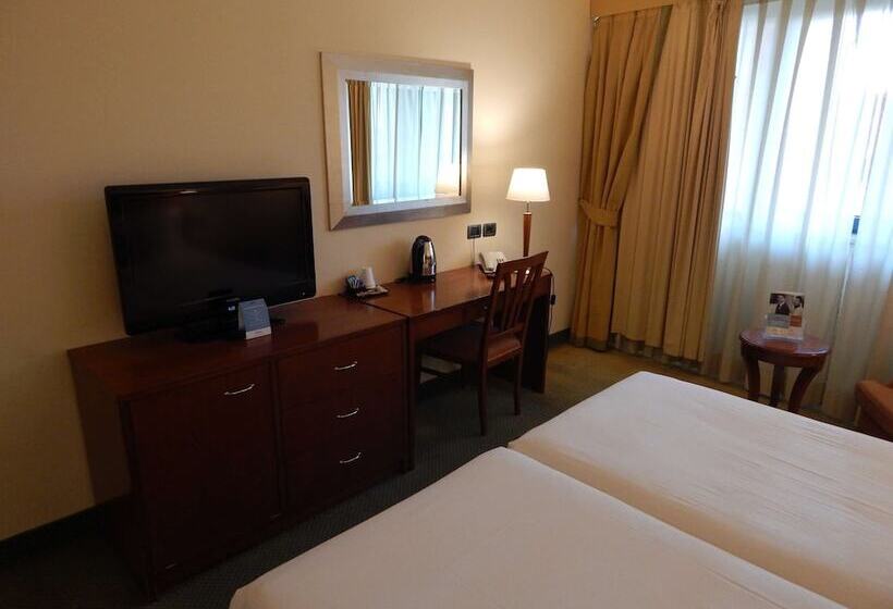 Standardrum, Mercure Leonardo Da Vinci Rome Airport