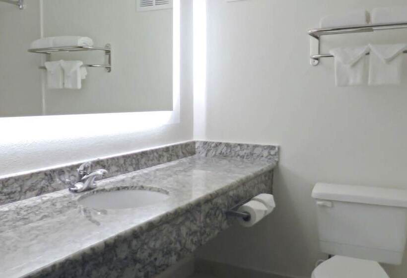 套房, Quality Inn & Suites Everett