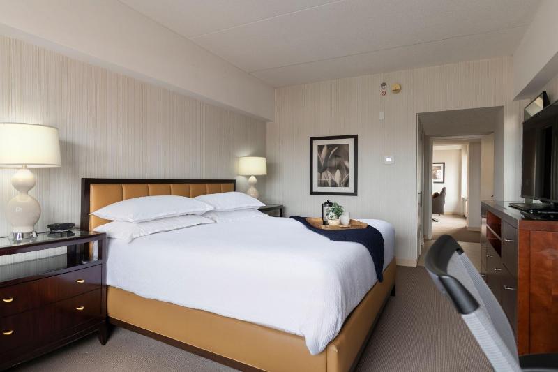 اتاق استاندارد با تخت بزرگ برای معلولان, The Stamford