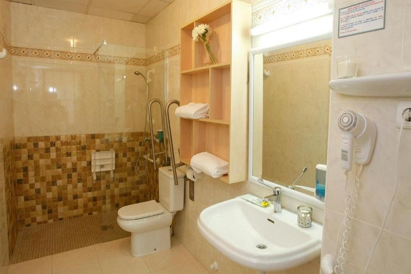 Полулюкс, Wyndham Garden San Diego