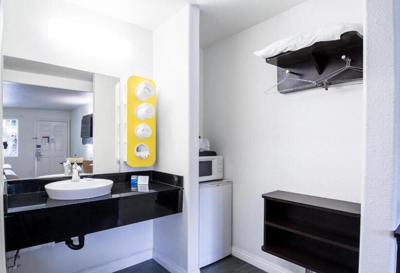 带大床的标准间, Fisherman S Cove Inn