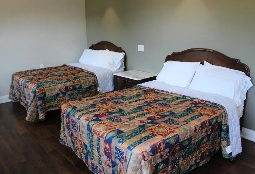 ２ダブルベッドのスタンダードルーム, Sauble Beach Lodge